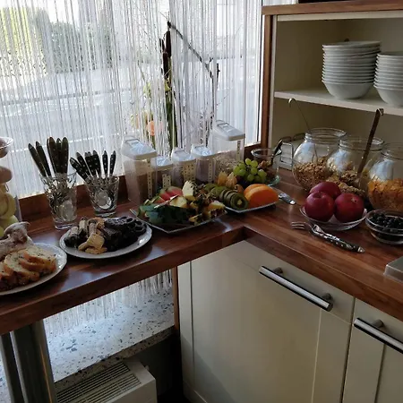 Haus Wittwer 4* Эмден