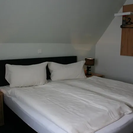 Haus Wittwer Отель Эмден